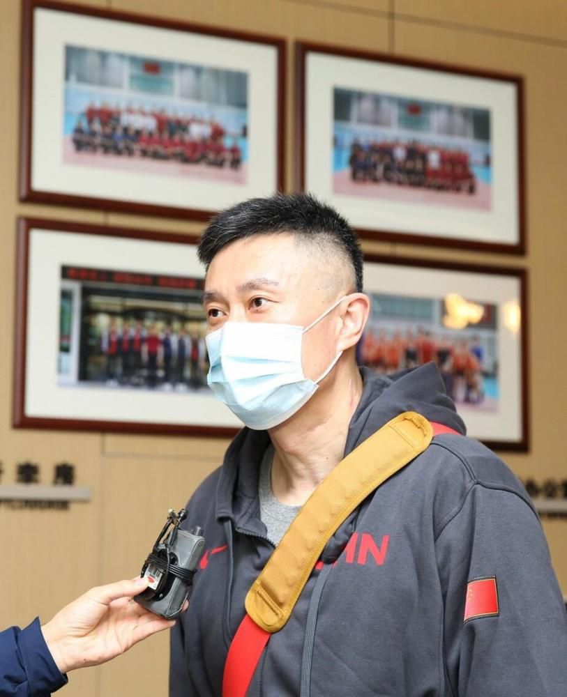 而在这里，我了解到此地人的自杀率是相当高的。